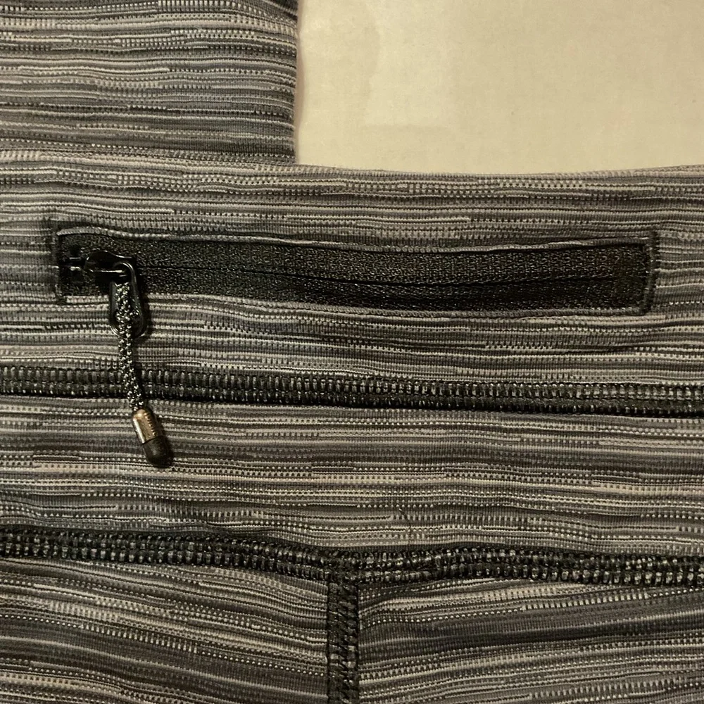 Lululemon Women’s Crop Leggings Gray Space Dye Mid-Rise